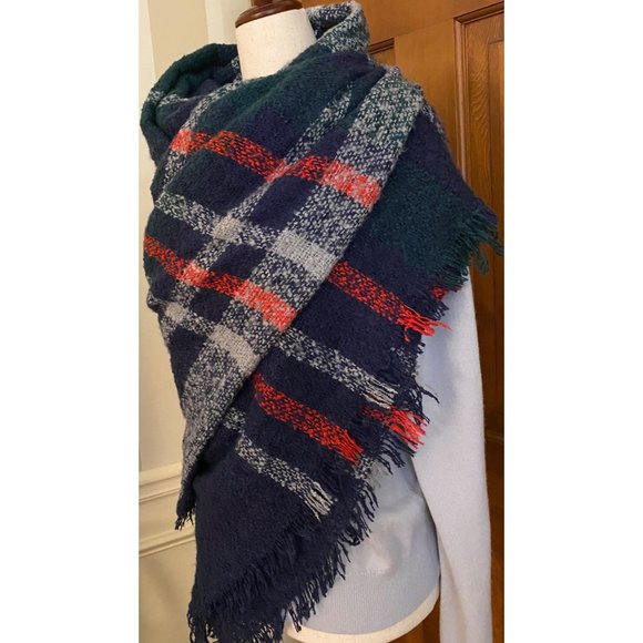 Scottish Tartan Plaid Blanket Wrap Scarf‎ Shawl Women OS Soft Warm Cozy Winter - Picture 9 of 12